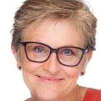 Photo of Suzanne LeBeau