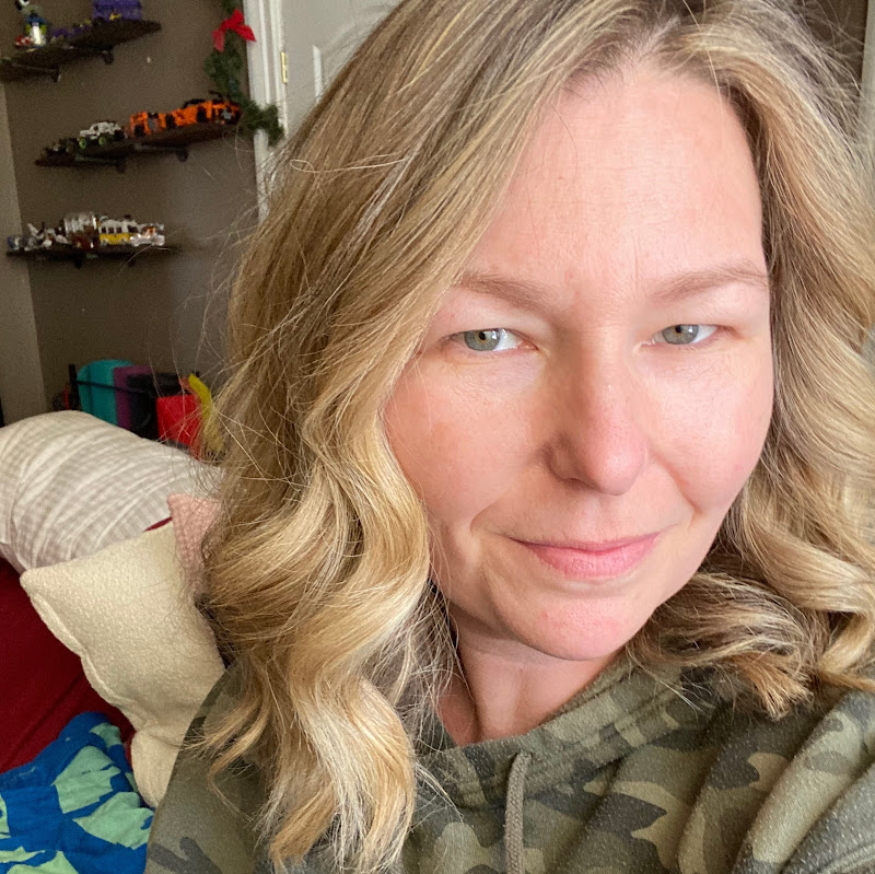 Photo of Jen Hughes