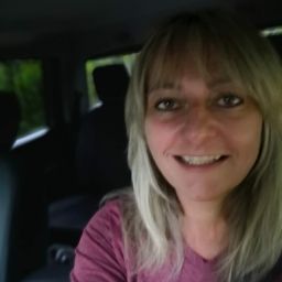 Photo of Stacey Barnett
